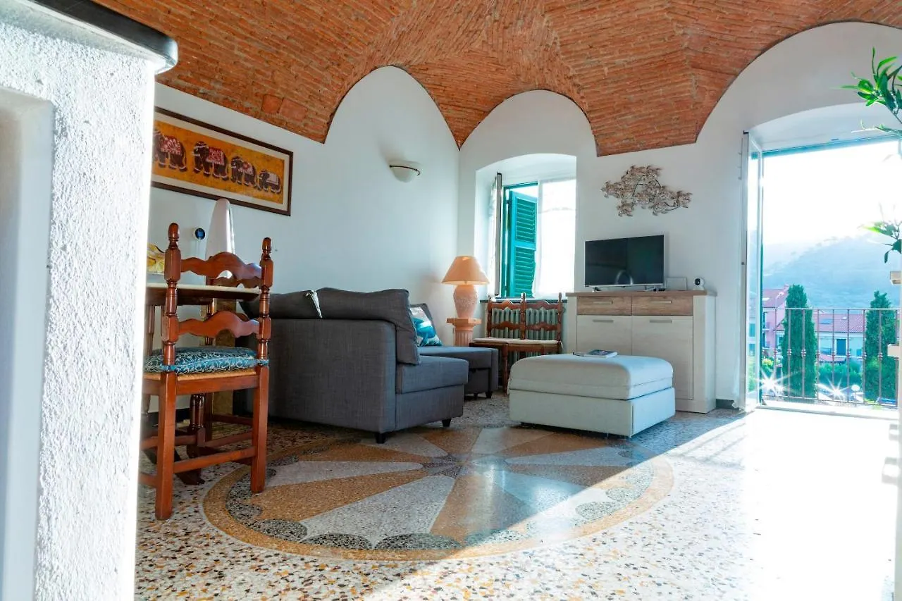 Villa Musso By Tempovacanza Molino Nuovo  Italy